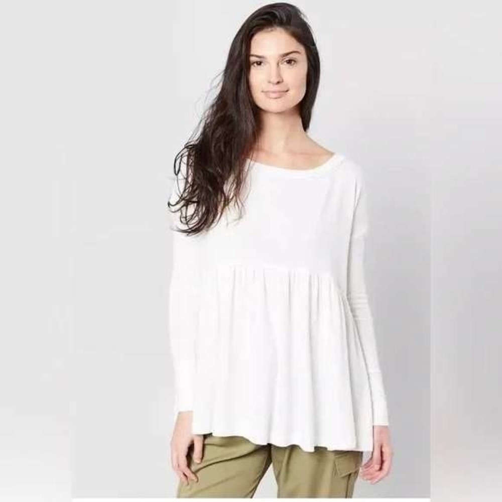 Free People Babydoll Top Size Medium Relaxed Flowy‎ Soft Girl Feminine Oversized